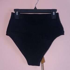NWT SKIMS High Waisted Bikini Bottom XXS!